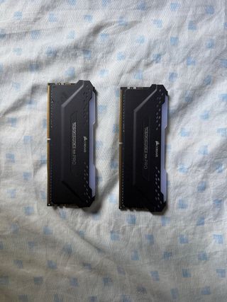 RAM Corsair Vengeance RGB Pro 16GB