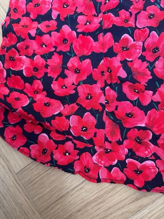 Falda mini floral Zara