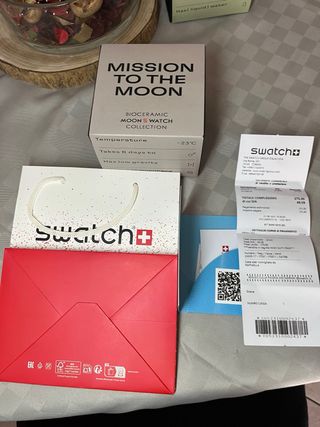 Orologio Swatch MoonSwatch Mission to Earth