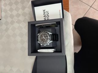 Orologio Swatch MoonSwatch Mission to Earth