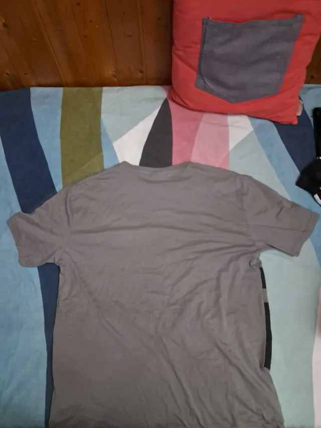 Camiseta Joma Gris y Negra Talla L