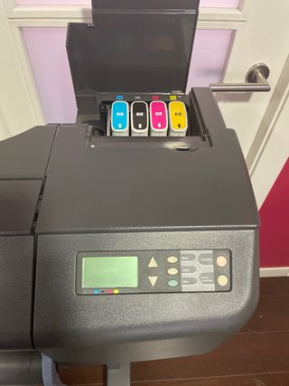 Impresora HP Grande Formato Gris
