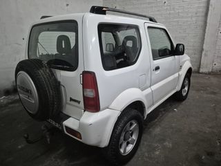 Suzuki Jimny 2005