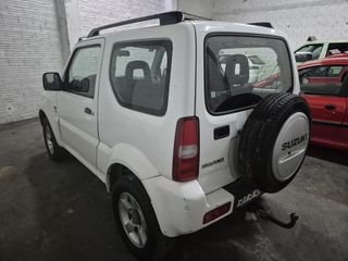 Suzuki Jimny 2005