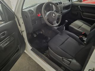 Suzuki Jimny 2005