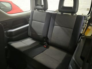 Suzuki Jimny 2005