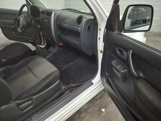 Suzuki Jimny 2005