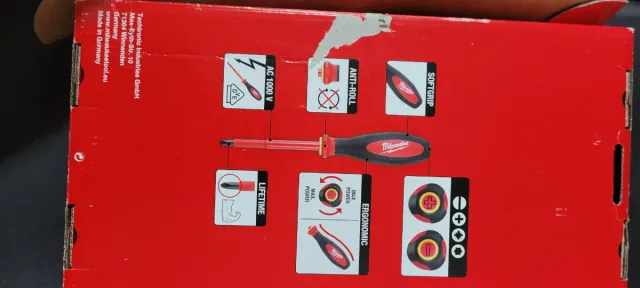 Juego 7 Destornilladores Milwaukee Aislados