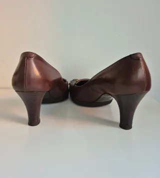 Zapato salón Balenciaga con suela antideslizante