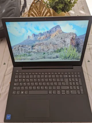 Portátil Lenovo v130 con 8 de RAM y ssd