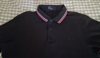 Polo Fred Perry Negro Talla M
Slim fit