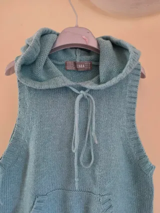 Gilet donna ZaraMaglione smanicato donna cappuccio