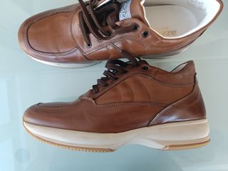 Scarpe marroni in pelle