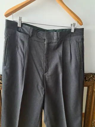 Pantalón de traje gris caballero