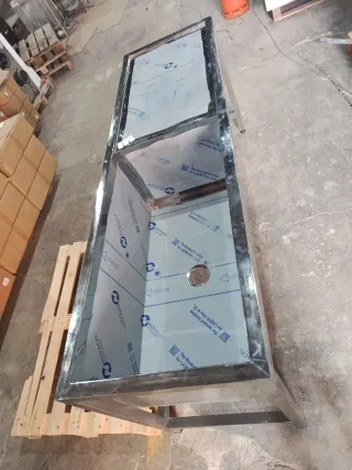 Fregadero de acero inoxidable a medida
658746091