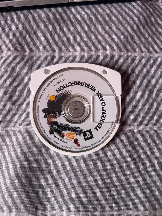 Sony PSP Negra, funciona solo cuando esta cargando