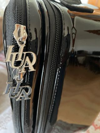 Neceser Huda Beauty Negro Brillante