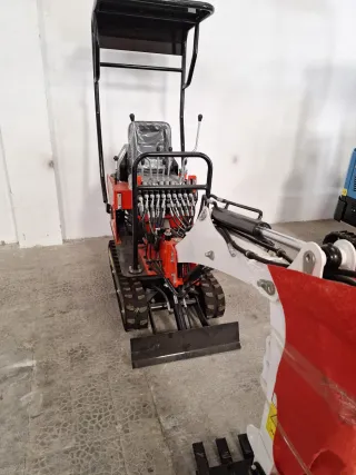 Mini excavadora 800 kg nueva