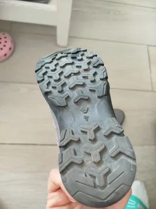 Botas montaña Quechua Niña Talla 29