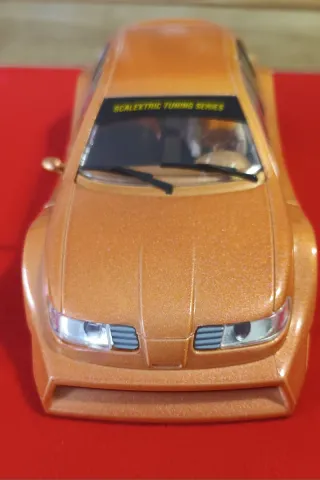 CARROCERIA LEÓN TUNNING NARANJA