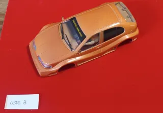 CARROCERIA LEÓN TUNNING NARANJA