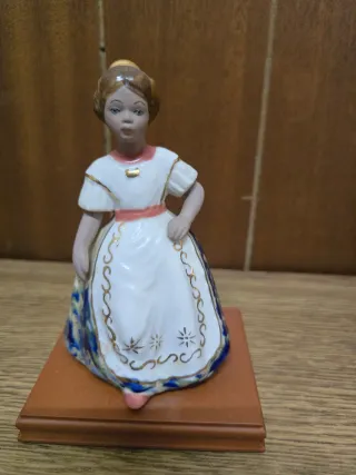 Figura Fallera Pequeña