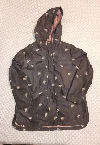 Parka impermeable niña gris y rosa
Talla 10