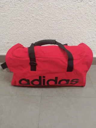 Maleta deportiva Adidas roja