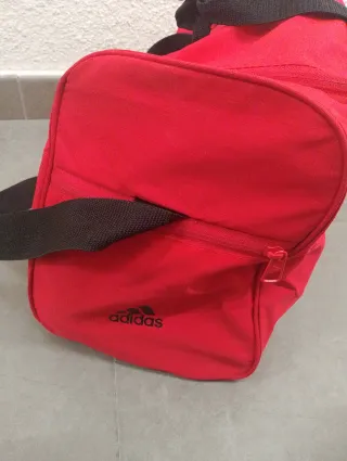 Maleta deportiva Adidas roja