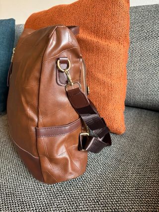 Zaino similpelle marrone antifurto