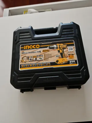 Taladro Inalámbrico Ingco 20V + 2 Baterías