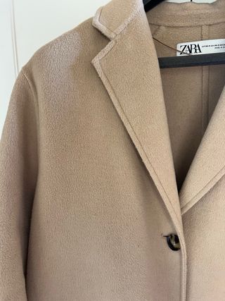 Abrigo lana oversize Zara camel talla única