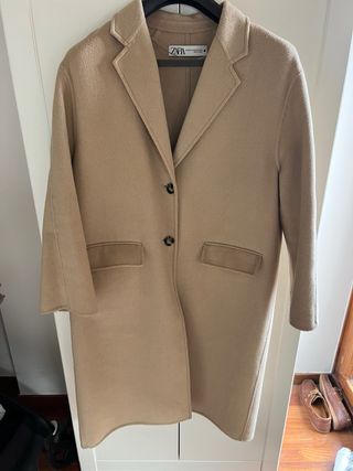 Abrigo lana oversize Zara camel talla única