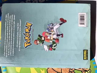 4 libros Pokemon