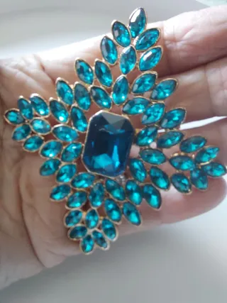 Broche con turquesa dorado joyas bisutería regalo 