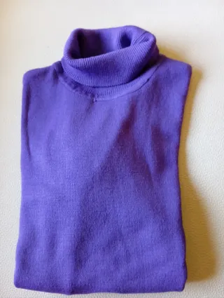 Jersey cuello alto vintage morado