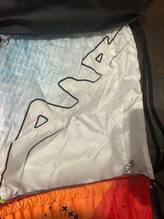 Mochilas Nike Negras y Rojas mochila Adidas negra