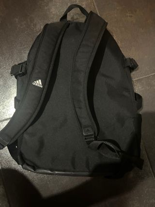 Mochilas Nike Negras y Rojas mochila Adidas negra