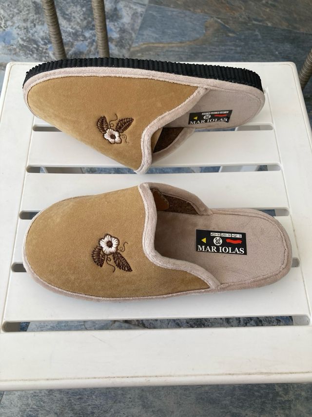 Zapatillas Casa Inviern 38 Sin Usar Españolas Beig