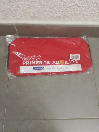 Bolsa neceser botiquín primeros auxilios