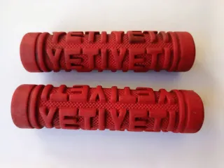 Puños Yeti Rojos