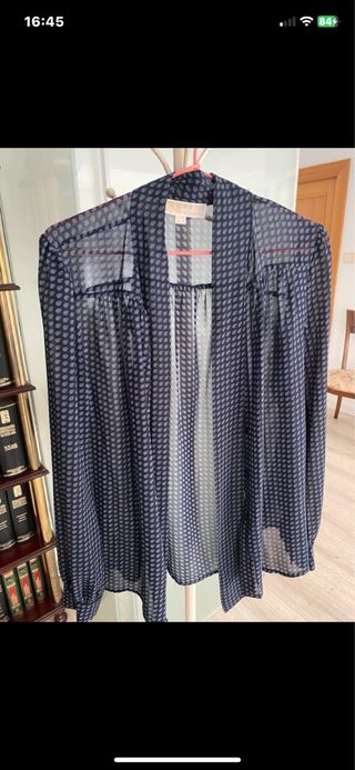 Camisa Michael Kors azul y gris