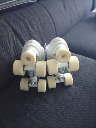 Patines blancos talla 30