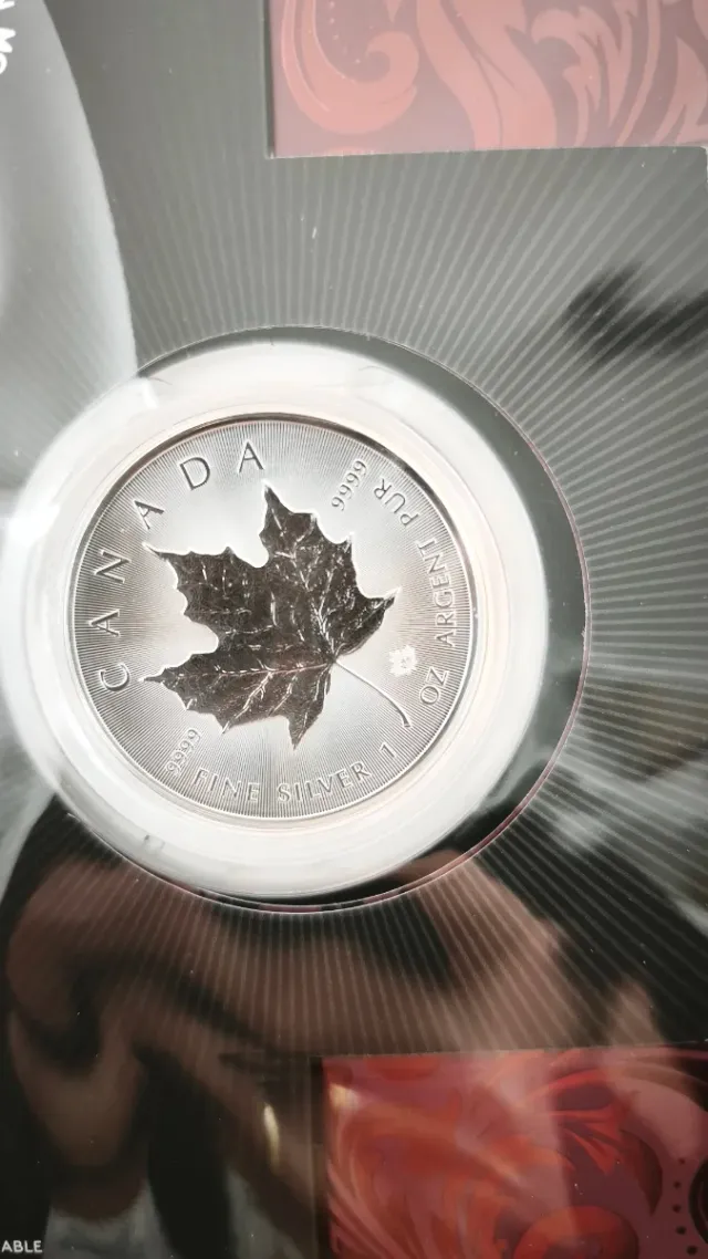 Moneda Plata 1 Oz 9999 Maple Leaf 2023 Felicidades