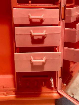 Armadio Barbie anni ‘80 - in condizioni ottime