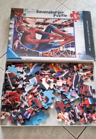 Ravensburger Puzzle Spiderman 100 pezzi