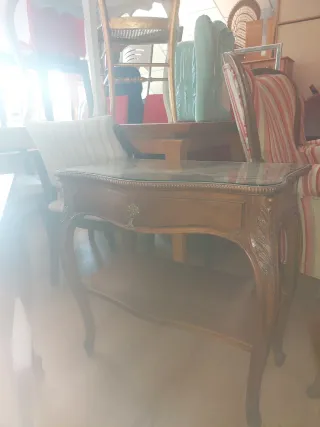 Bellissimi comodini antichi in legno