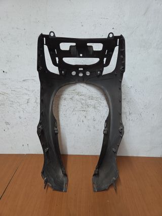 Frontal Peugeot Tweet 125