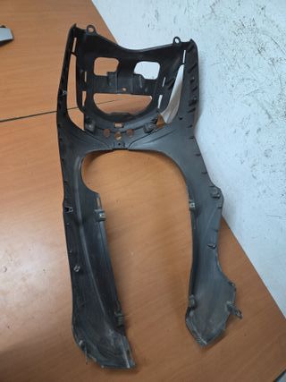 Frontal Peugeot Tweet 125