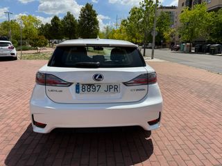 Lexus CT 200  HIBRIDO 1.8 I 5 PUERTAS 